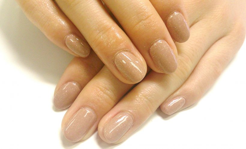 ベージュ系ワンカラーネイル