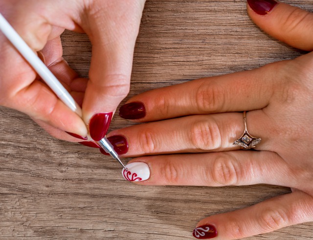 ボルドーネイルのアート