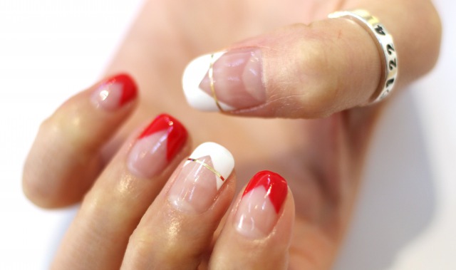 変形フレンチネイル