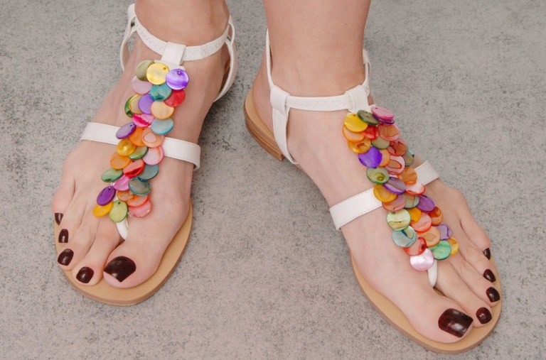 ブラウン系ペディキュア