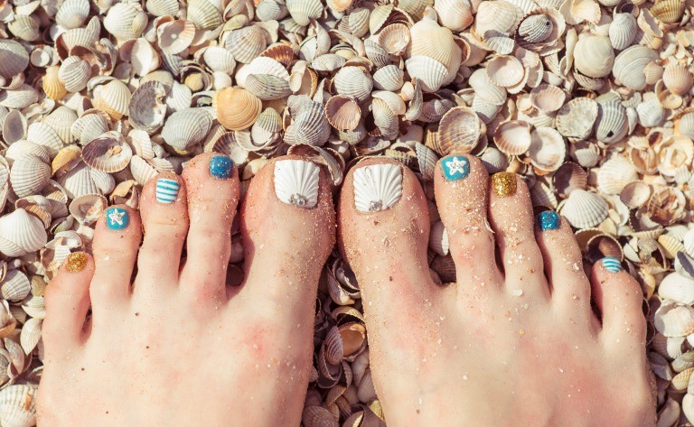 マリン系ペディキュア