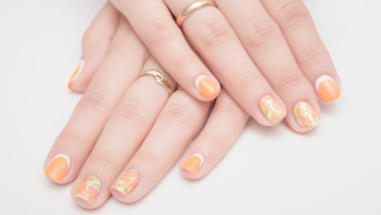 ショートネイルデザイン