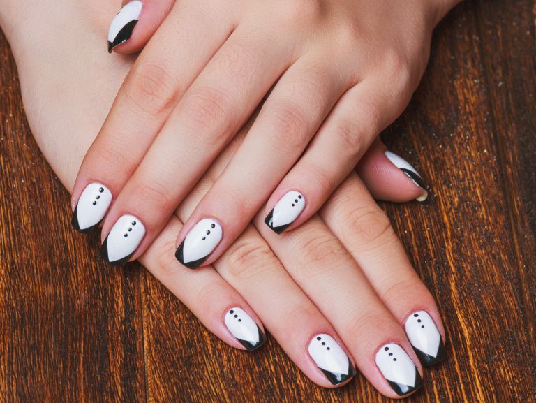 モノトーンネイル