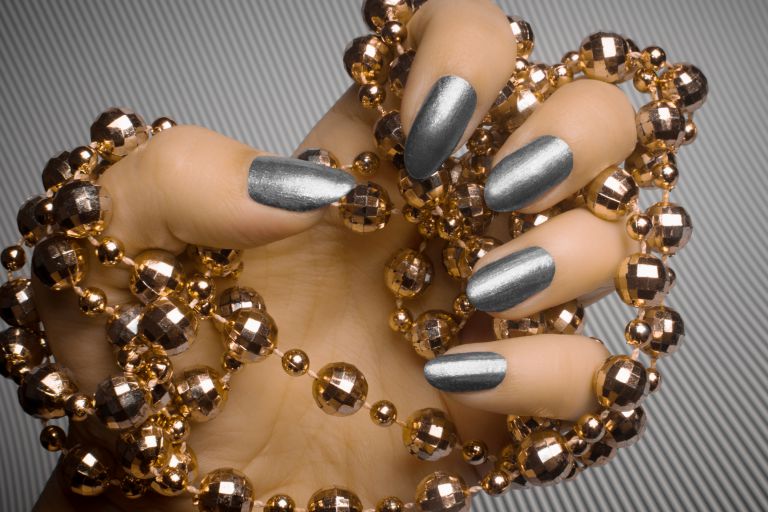 メタリックネイル 