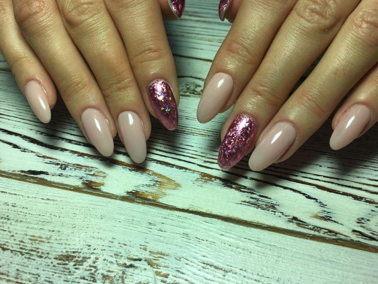 メタリックネイル 
