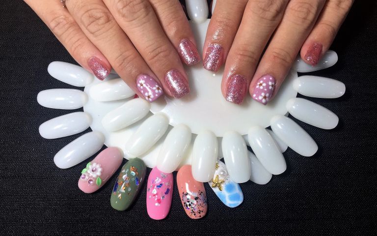 フラワーネイル