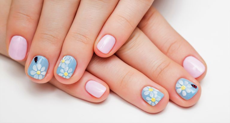フラワーネイル