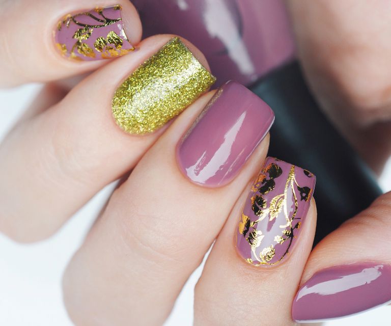 ボタニカルネイル