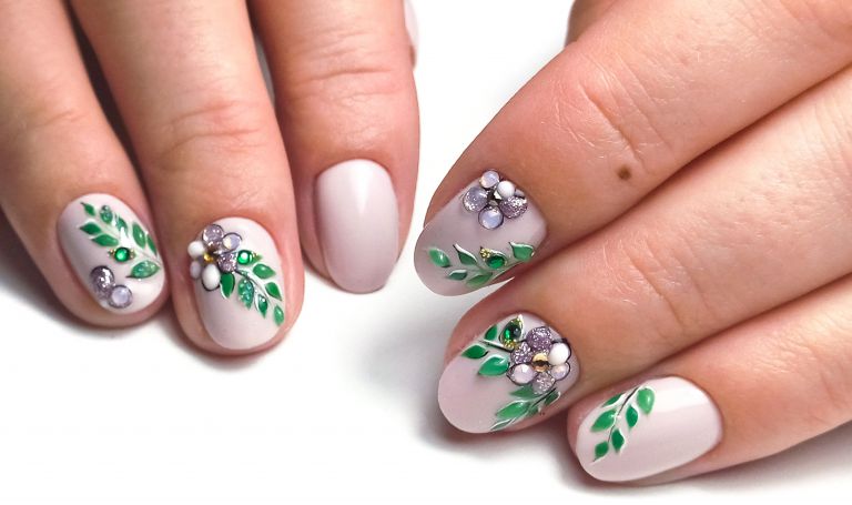 ボタニカルネイル