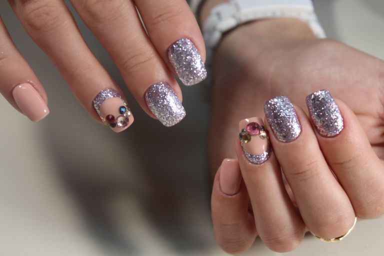 パーティーネイル