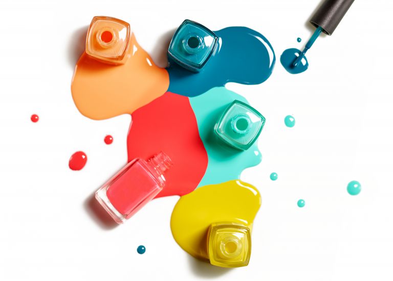 マニキュアの塗り方