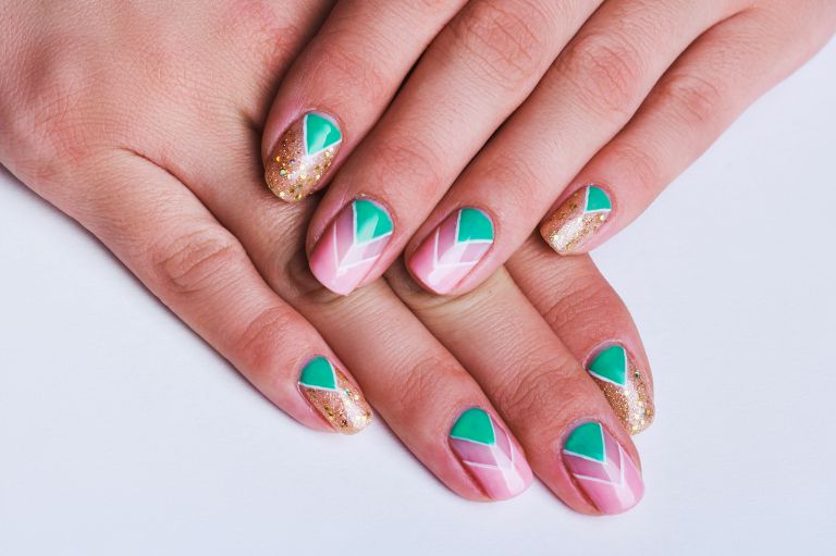 日焼け肌ネイル