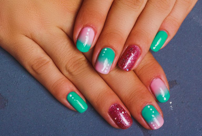 日焼け肌ネイル