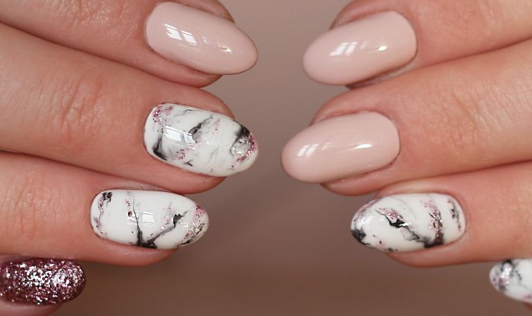 大理石風ネイル 