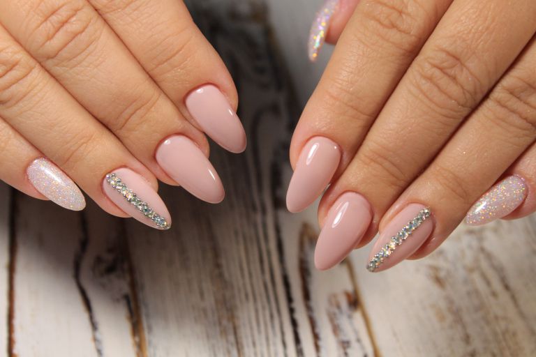 ストーンネイル