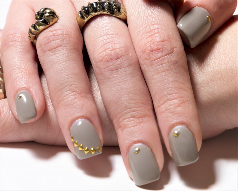 ストーンネイル