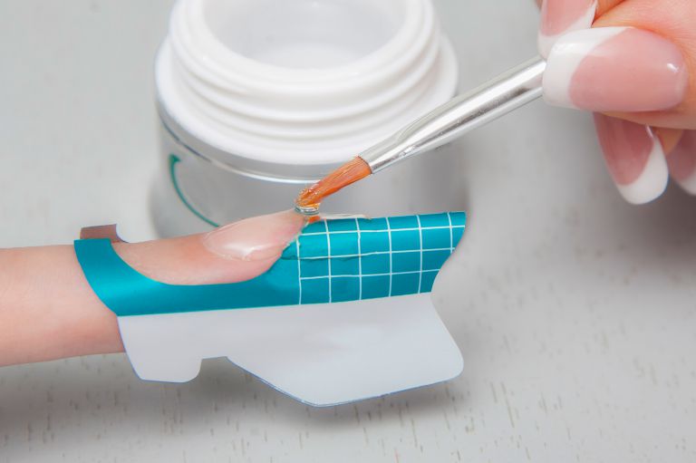 ジェルネイル　長さだし