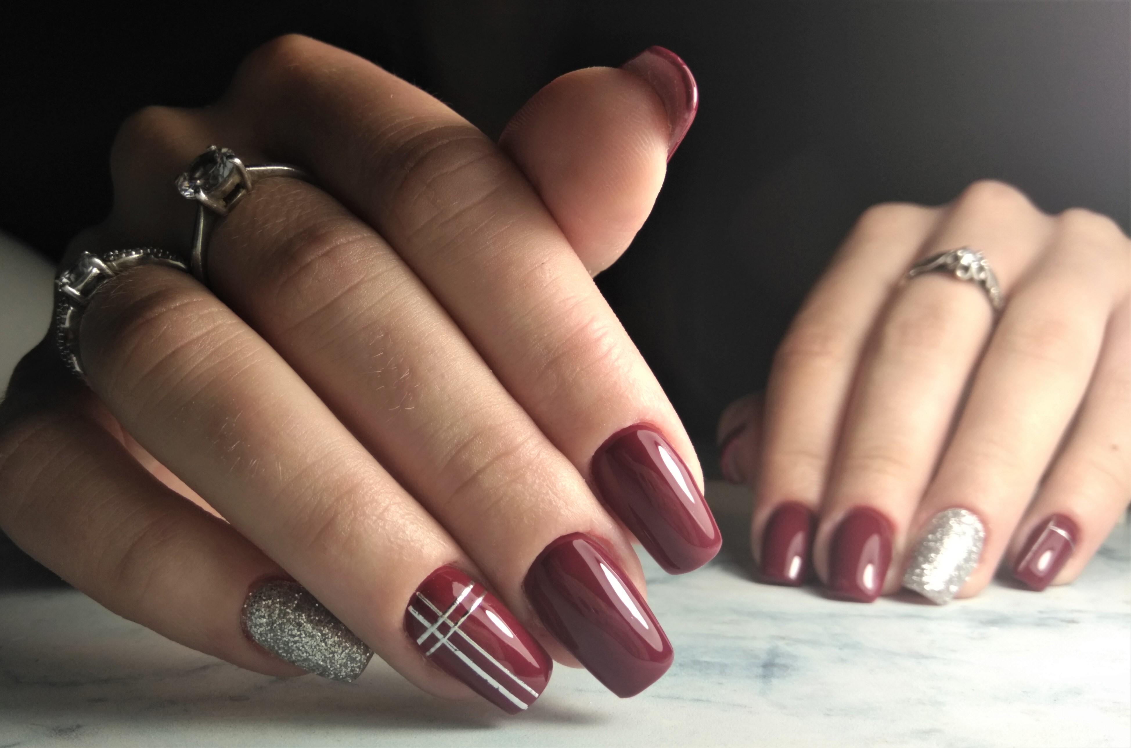 スクエアネイル