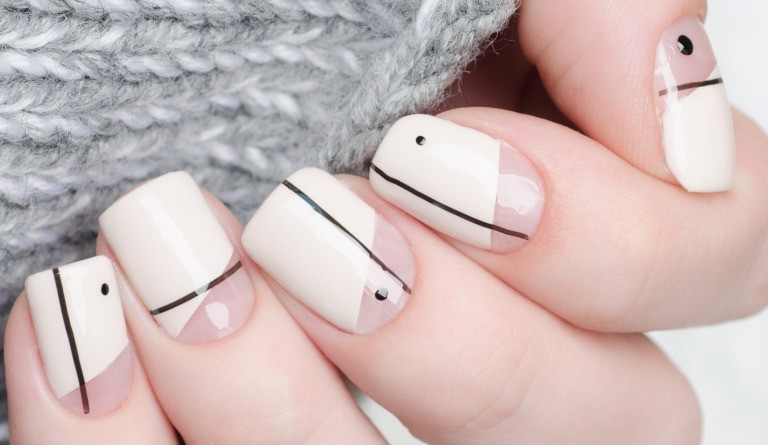 ラインネイルデザイン