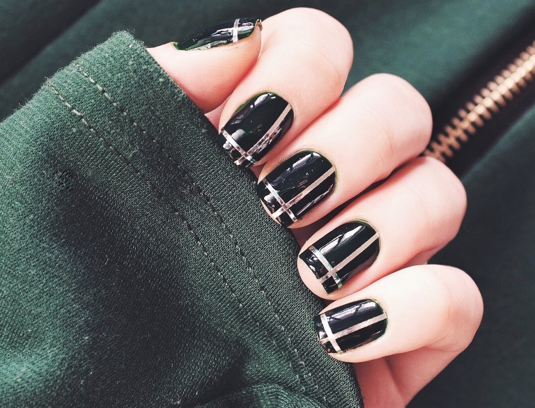 ラインネイルデザイン