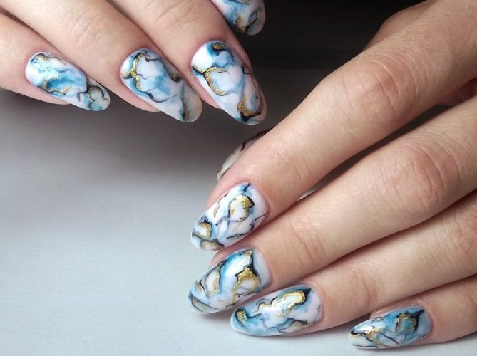 マーブルネイルデザイン