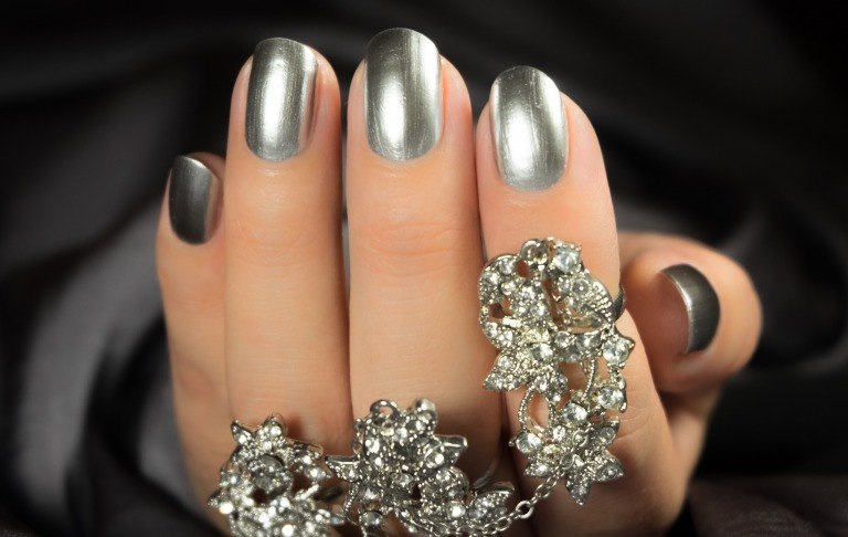 シルバーネイル 