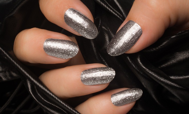 シルバーネイル 