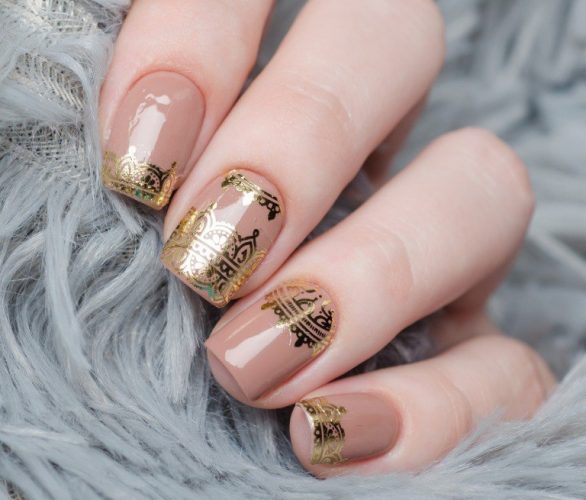 ベージュネイル 