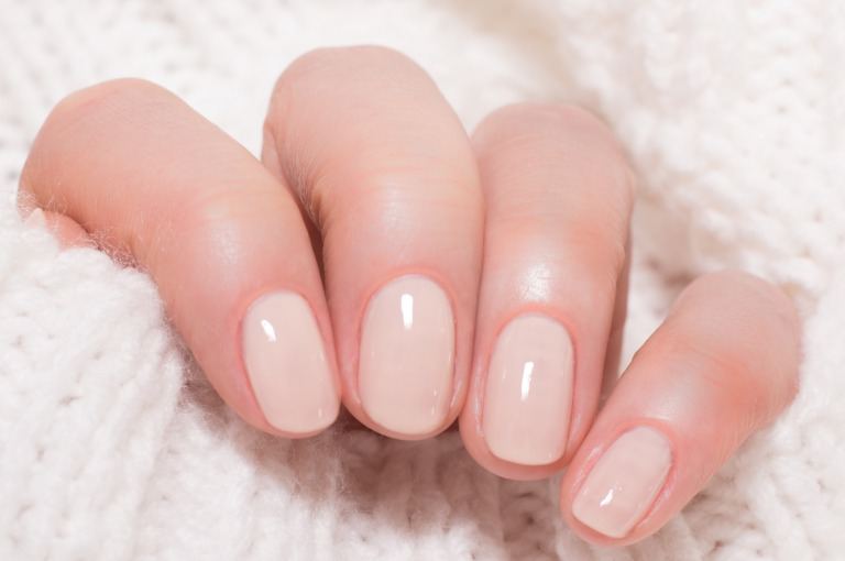 ベージュネイル