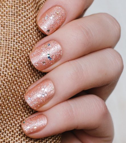 ベージュネイル 