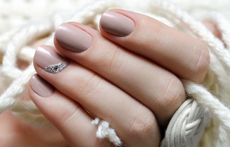 ベージュネイル 