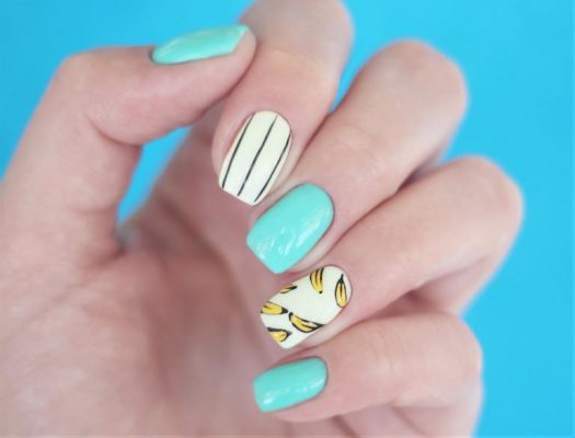 ストライプネイル