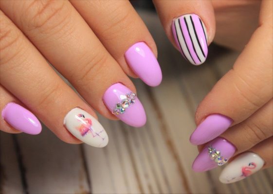 ストライプネイル