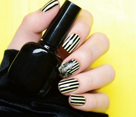 ストライプネイル