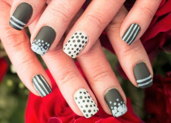 ストライプネイル