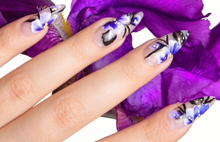 フラワーネイル