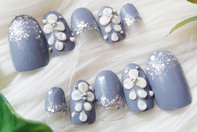 フラワーネイル