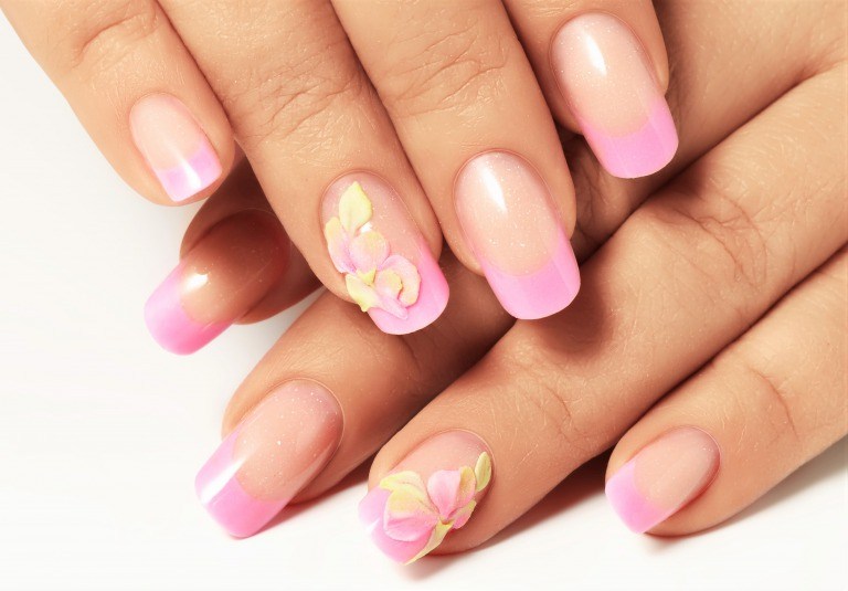 フラワーネイル