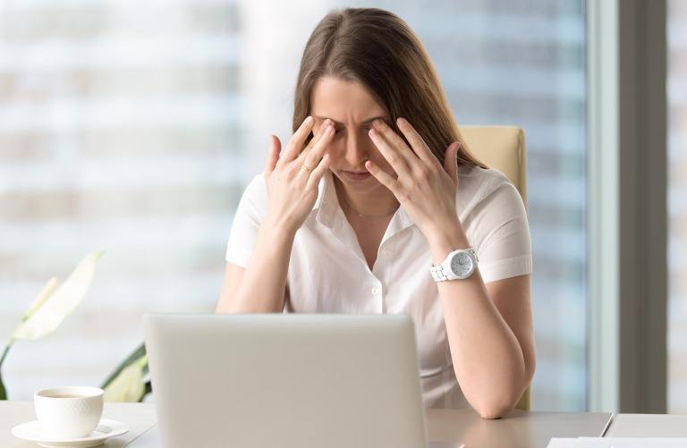 厚いまぶたの改善方法