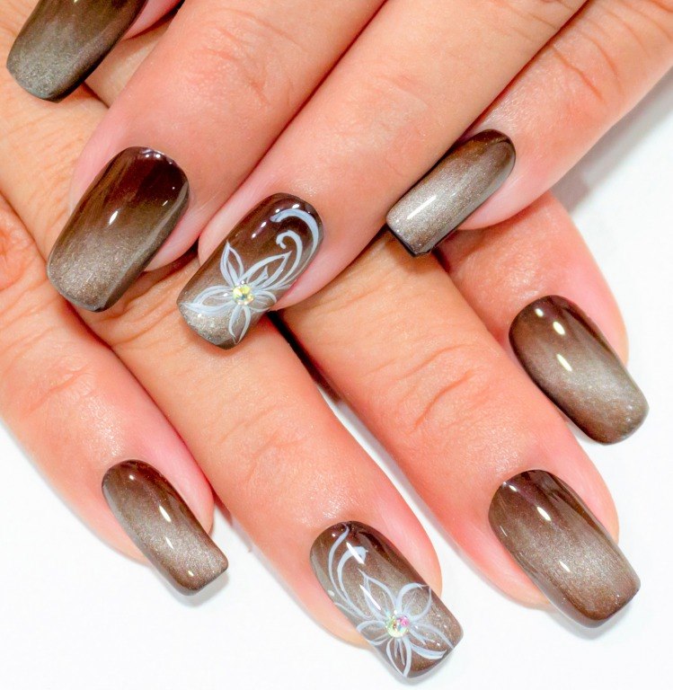 グラデーションネイル 