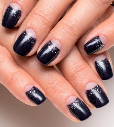 逆フレンチネイルデザイン