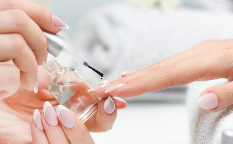 ネイルの塗り方 