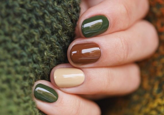 ブラウンネイルデザイン