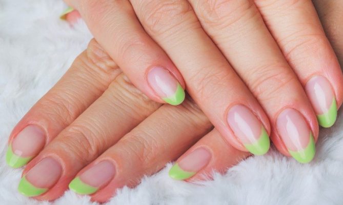 ツートンネイルデザイン