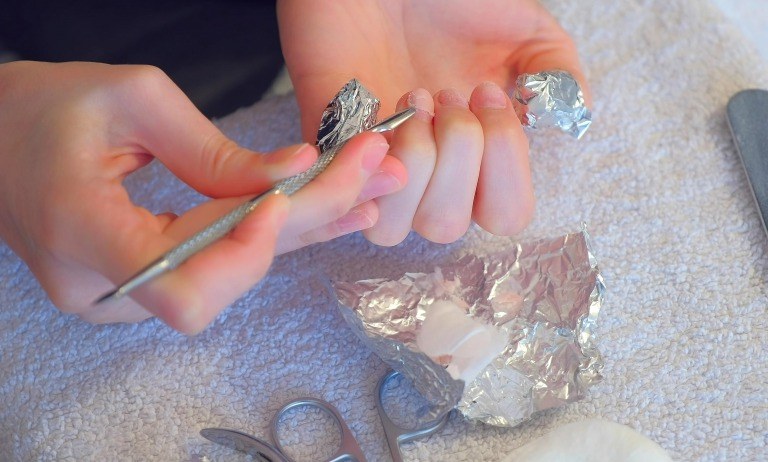 ジェルネイルの落とし方 