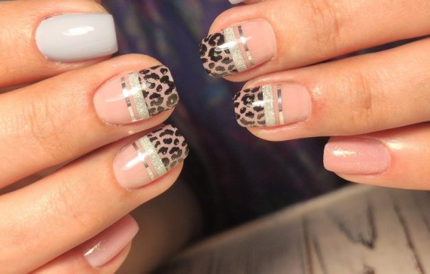 アニマル柄ネイルデザイン