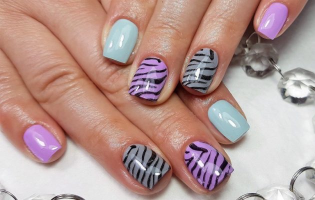 アニマル柄ネイルデザイン