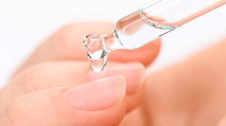 爪の乾燥の原因と対策