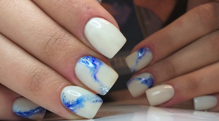 マーブルネイルデザイン