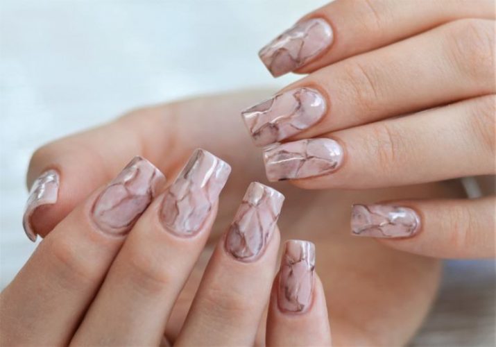 マーブルネイルデザイン